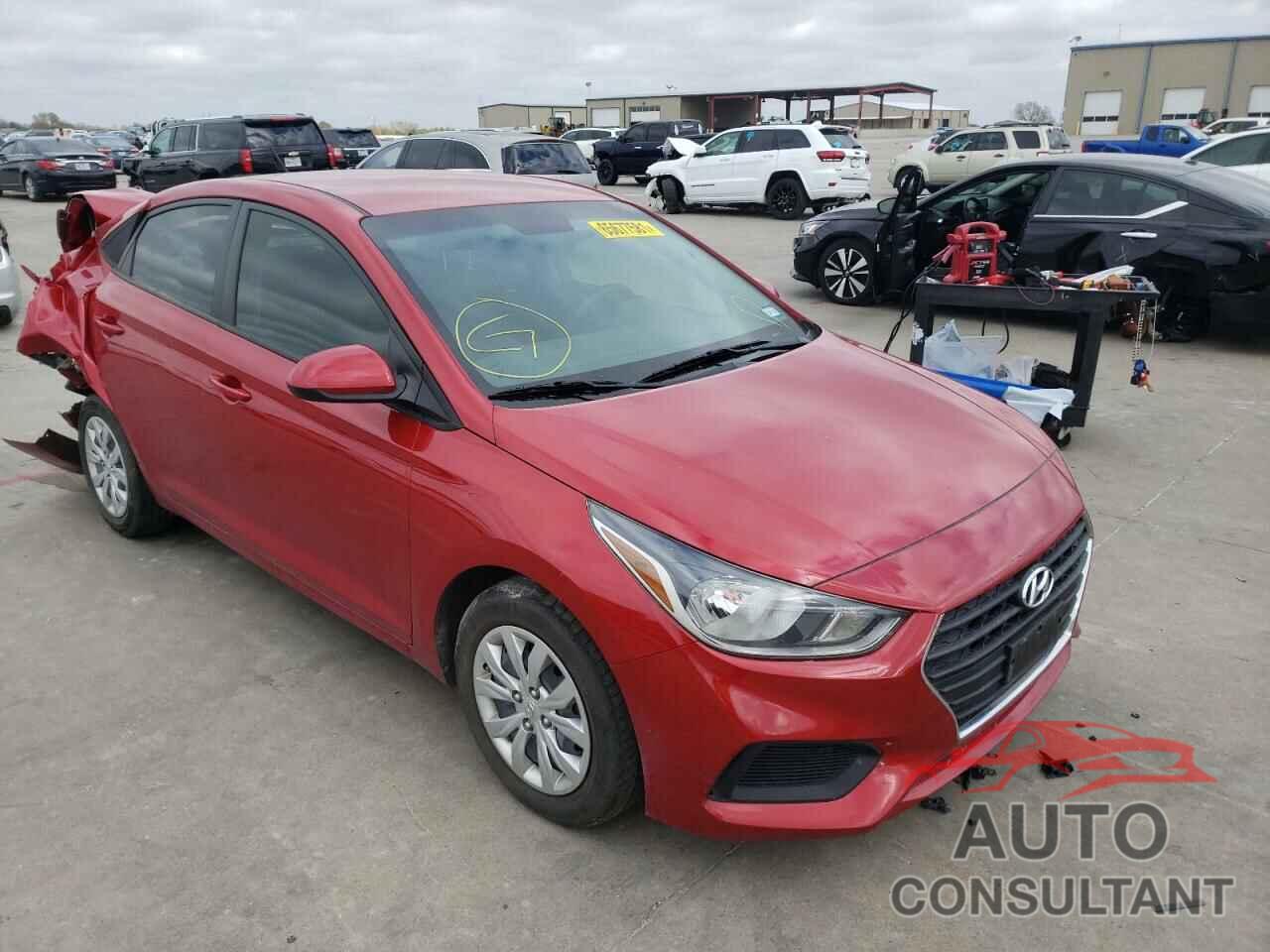 HYUNDAI ACCENT 2018 - 3KPC24A30JE033323