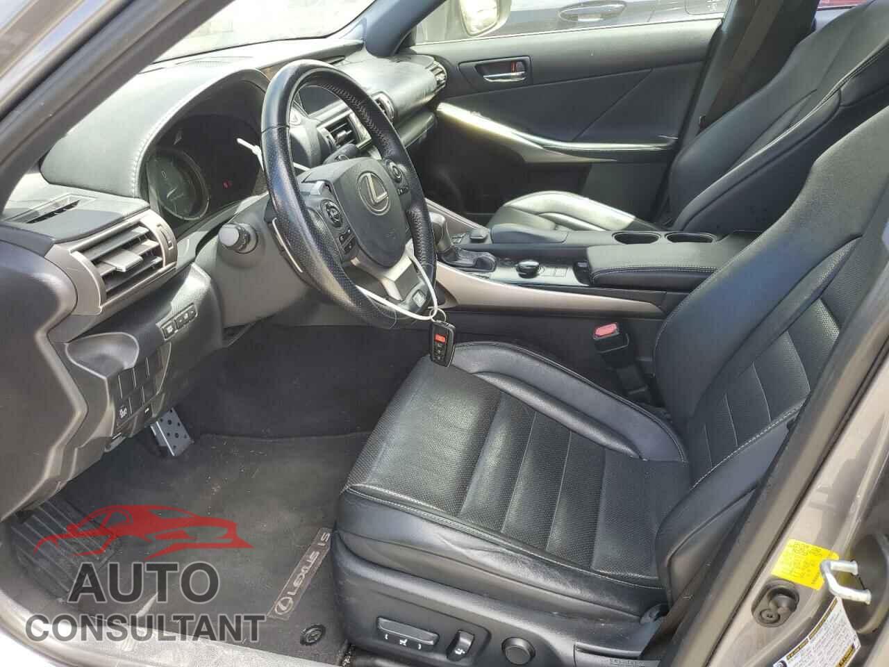 LEXUS IS 2014 - JTHBF1D29E5019048
