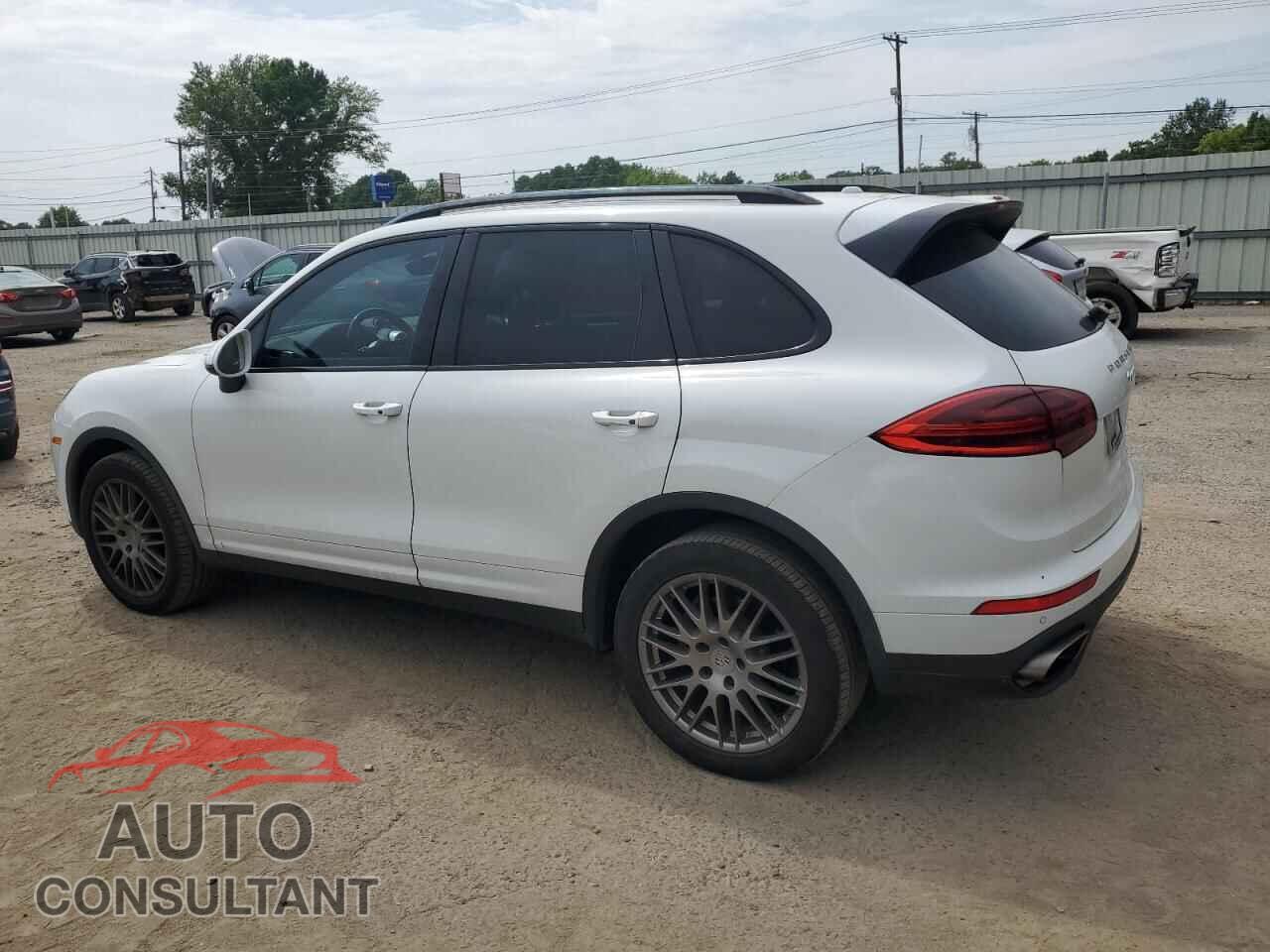 PORSCHE CAYENNE 2016 - WP1AA2A23GKA37215