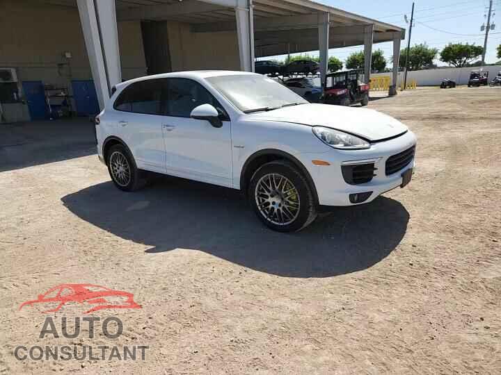 PORSCHE CAYENNE 2016 - WP1AE2A24GLA64485
