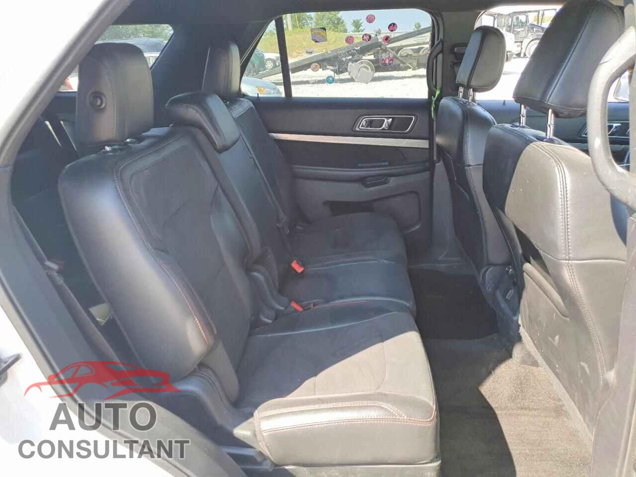 FORD EXPLORER 2018 - 1FM5K8D82JGB44751