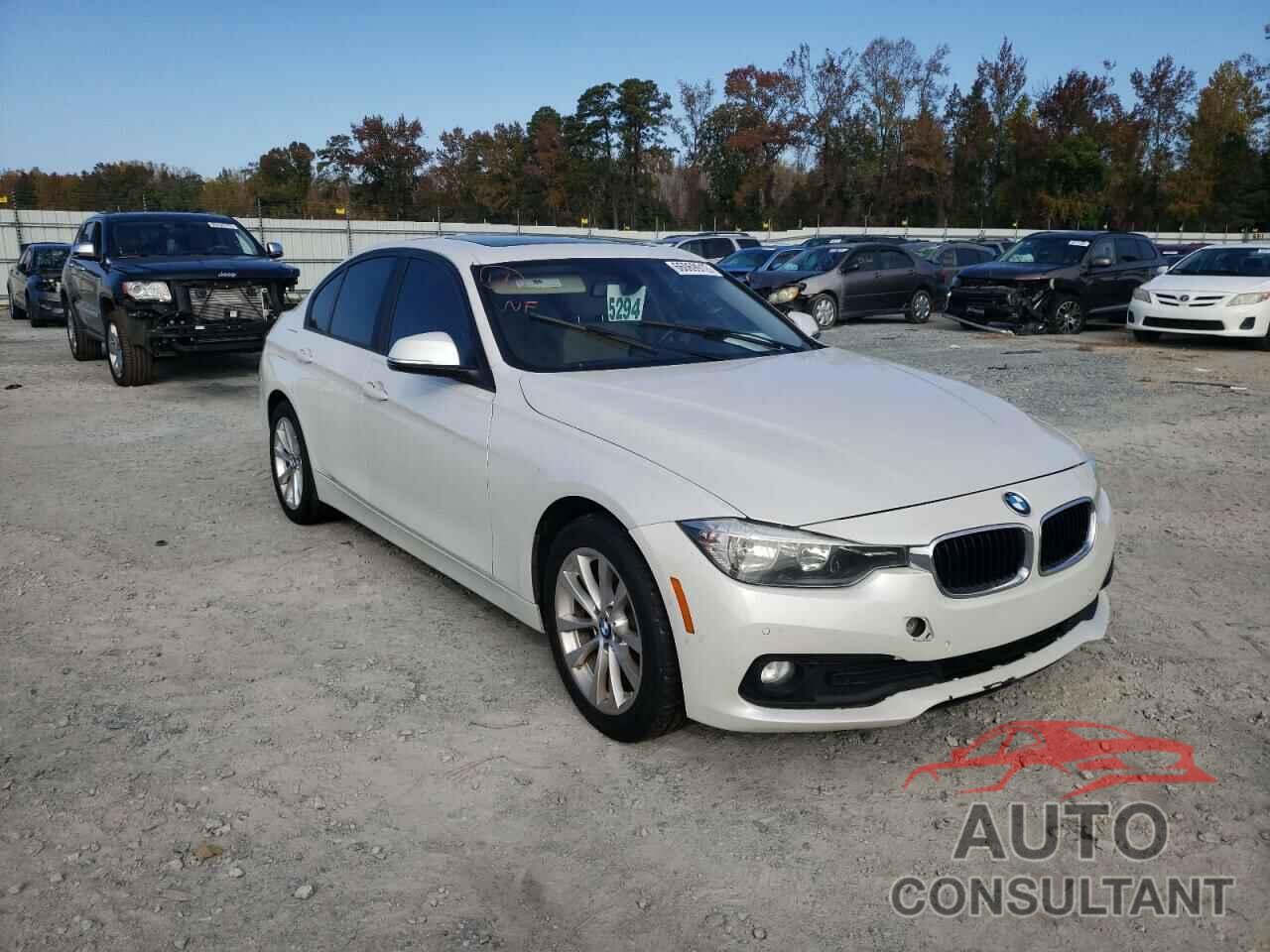 BMW 3 SERIES 2016 - WBA8E1G50GNT36589