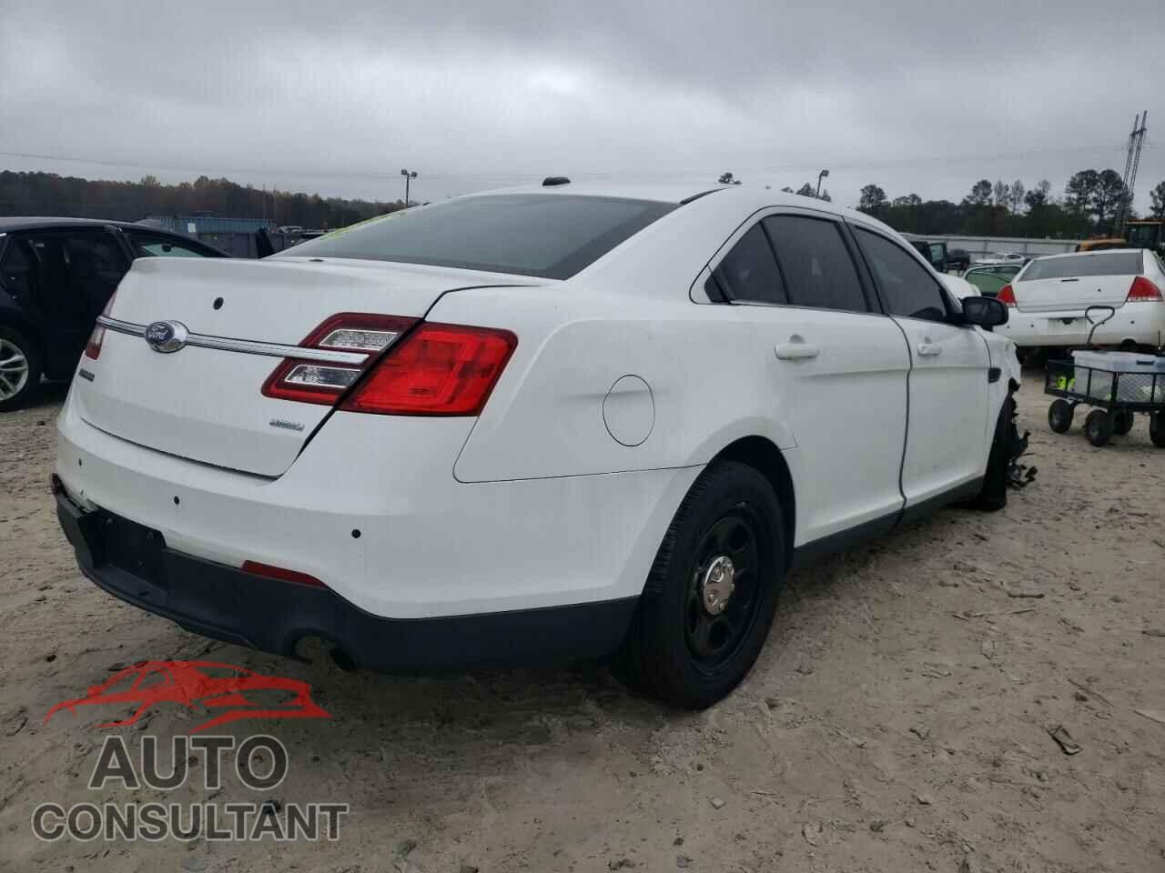 FORD TAURUS 2017 - 1FAHP2MT2HG133866