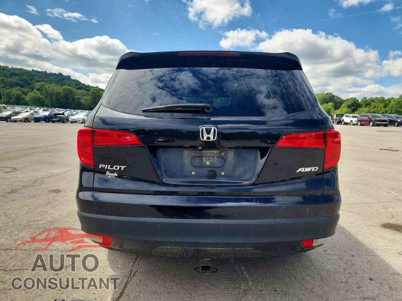 HONDA PILOT 2017 - 5FNYF6H56HB092684