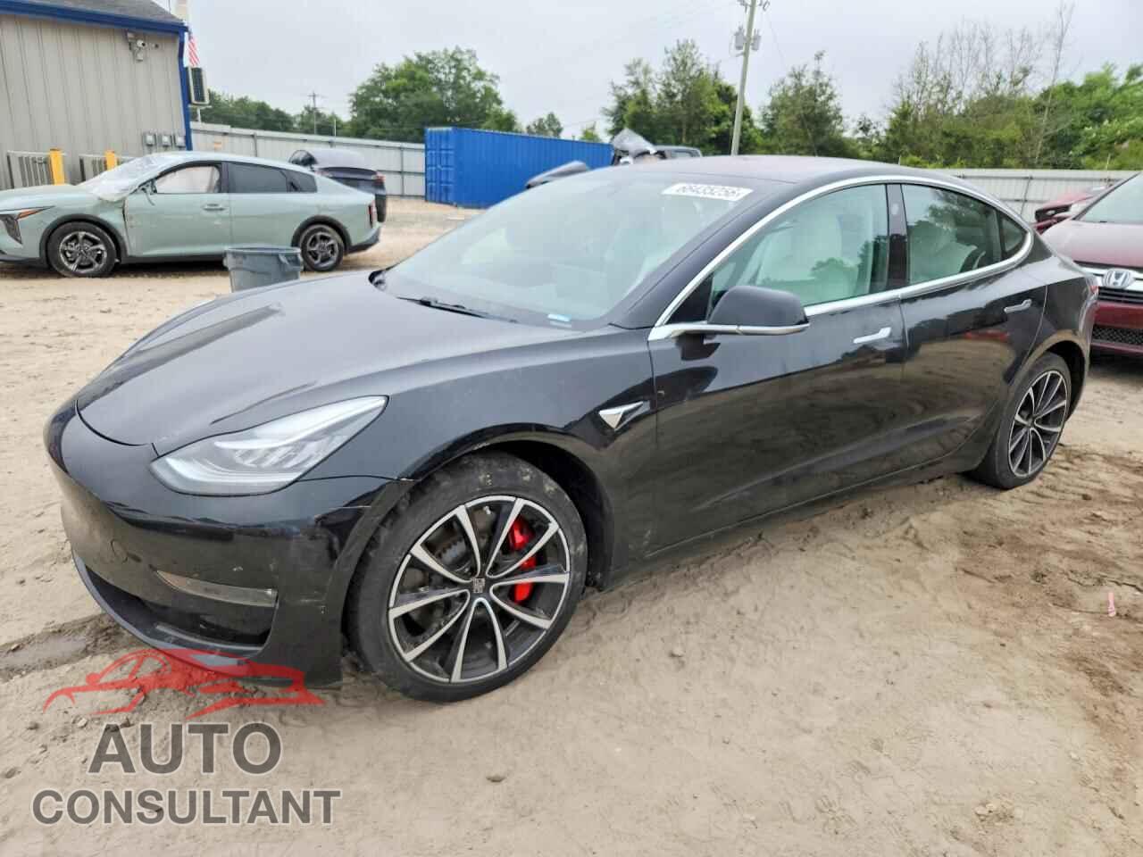 TESLA MODEL 3 2018 - 5YJ3E1EB9JF074020