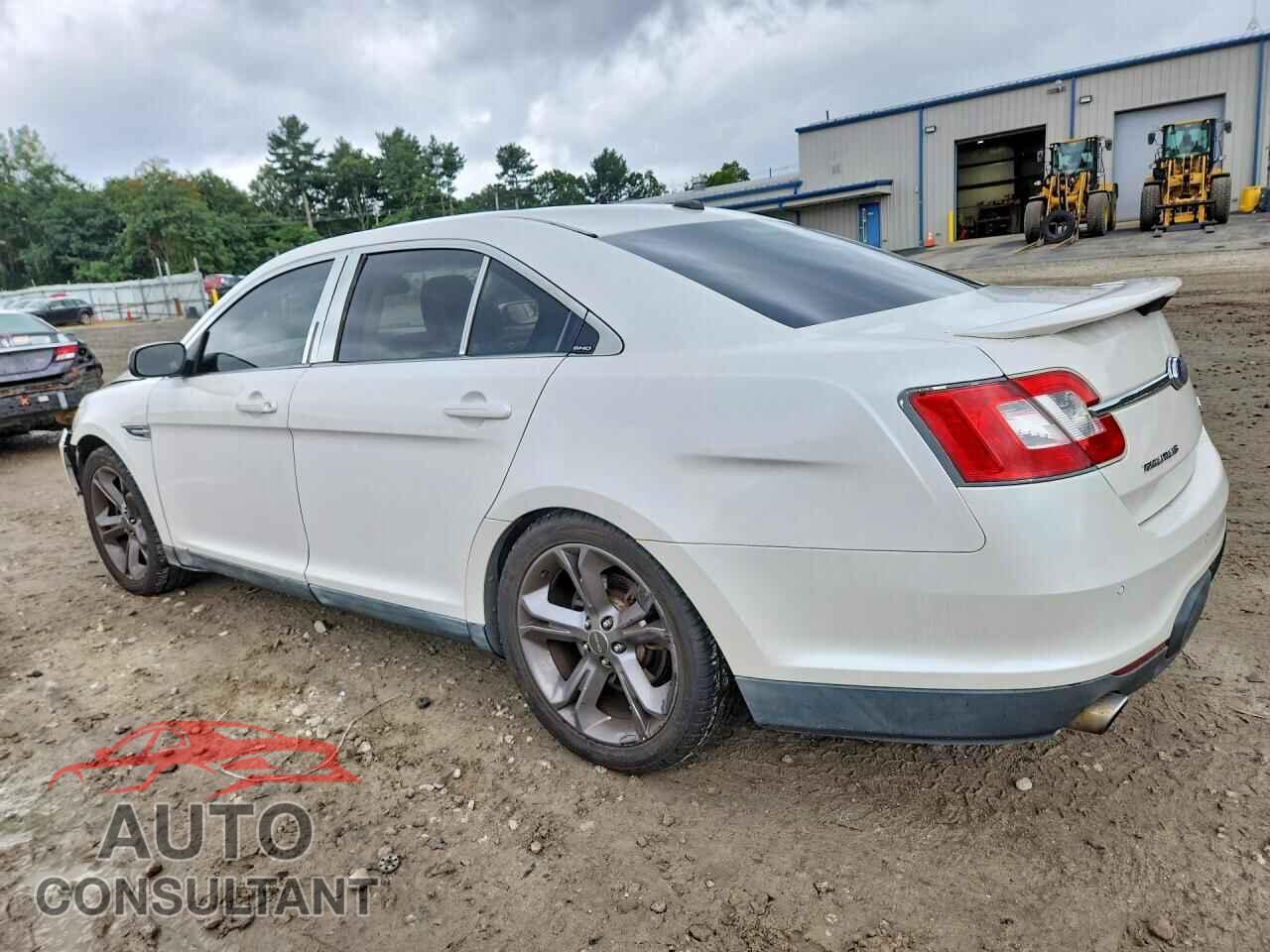 FORD TAURUS 2010 - 1FAHP2KT9AG117365