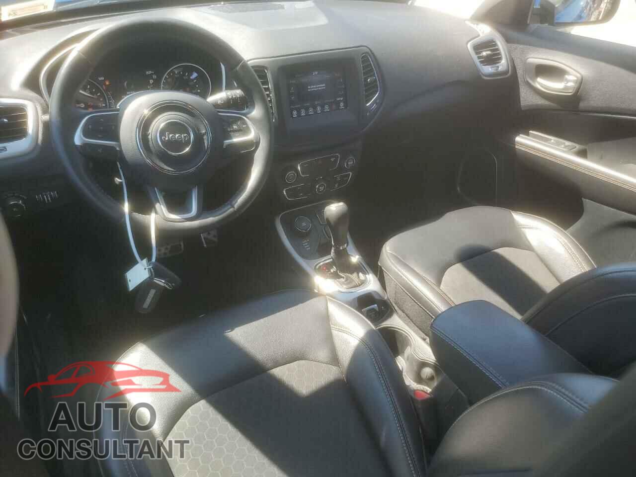 JEEP COMPASS 2019 - 3C4NJDBB9KT754447