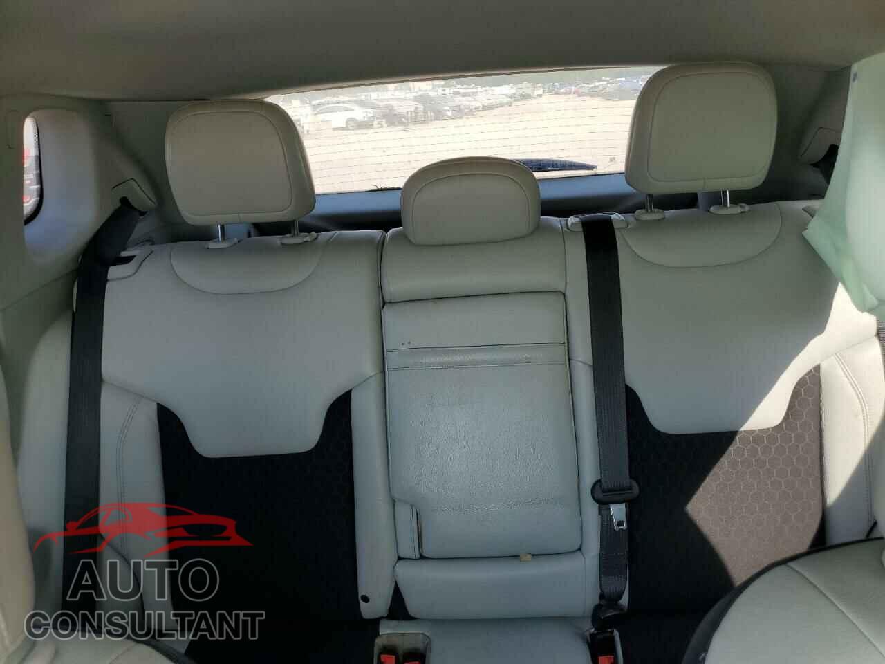 JEEP COMPASS 2017 - 3C4NJDBB4HT656015