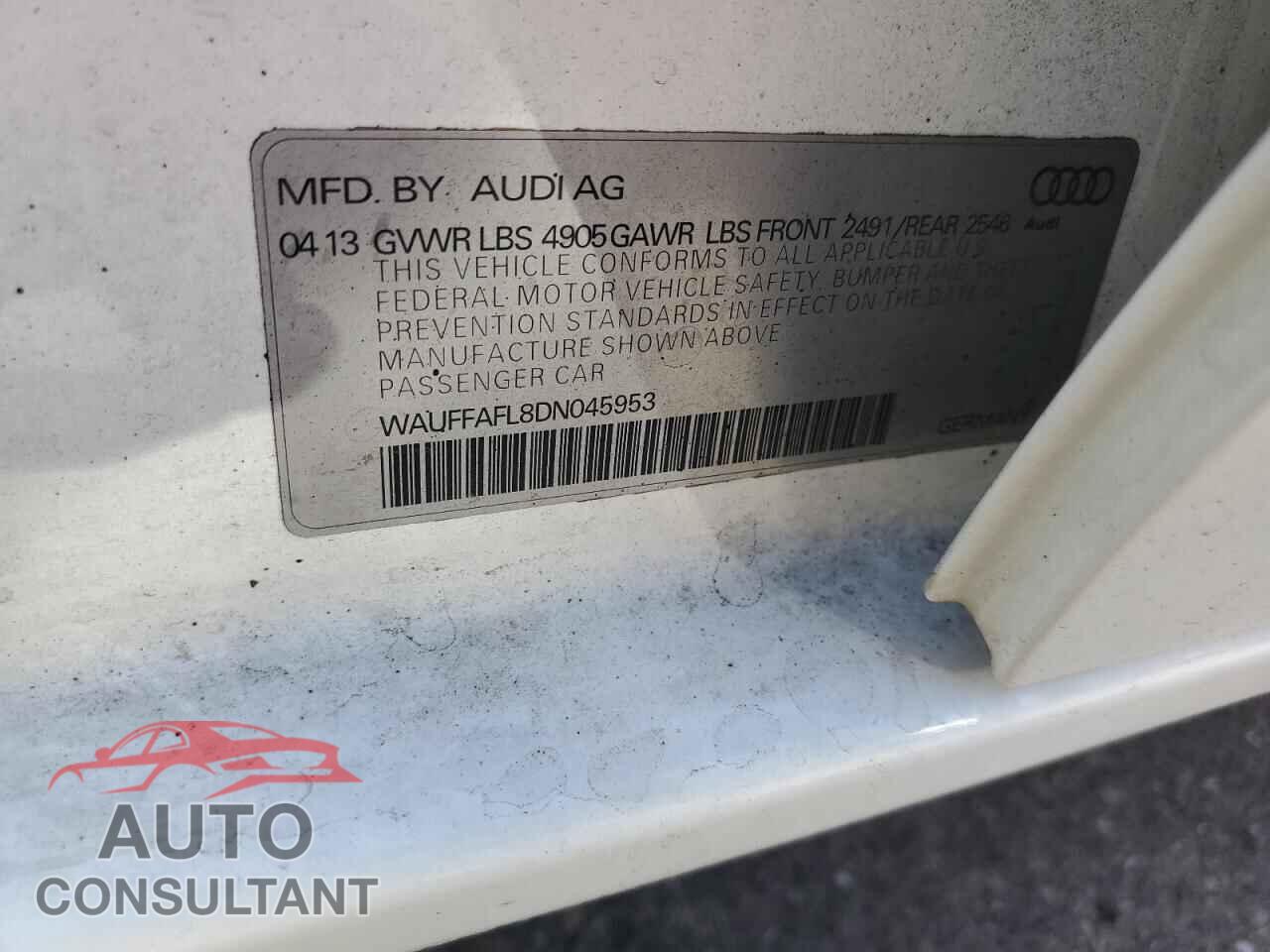 AUDI A4 2013 - WAUFFAFL8DN045953