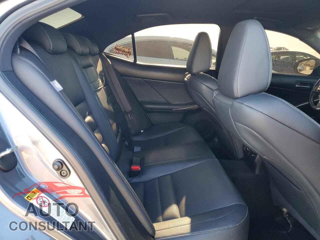 LEXUS IS 2014 - JTHBE1D26E5006177