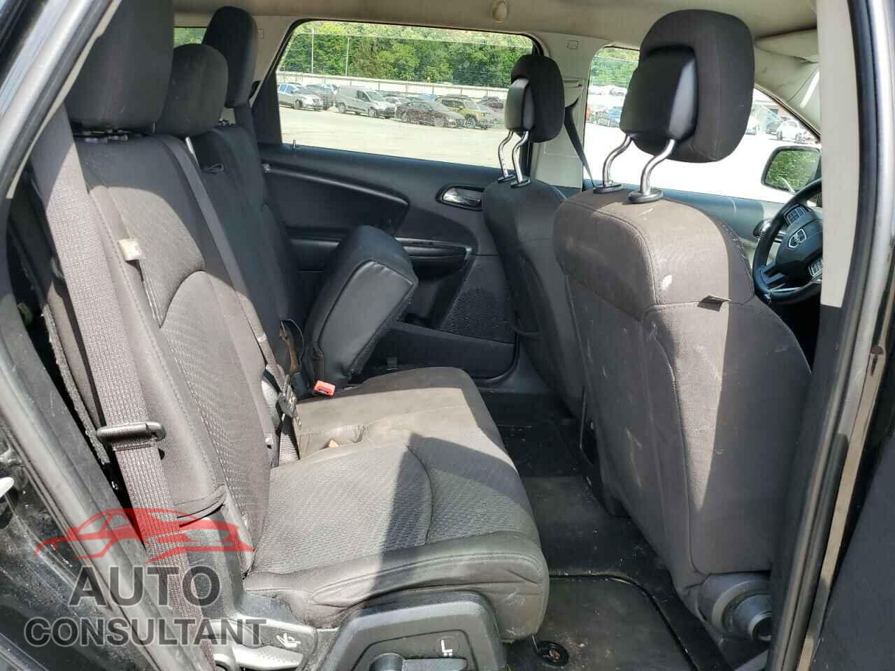 DODGE JOURNEY 2015 - 3C4PDCBB0FT713995