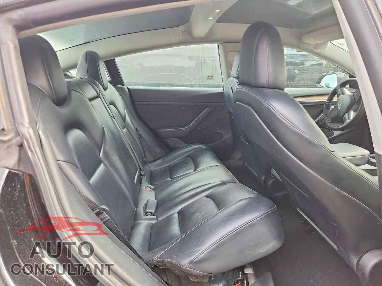 TESLA MODEL 3 2023 - 5YJ3E1EA3PF453675