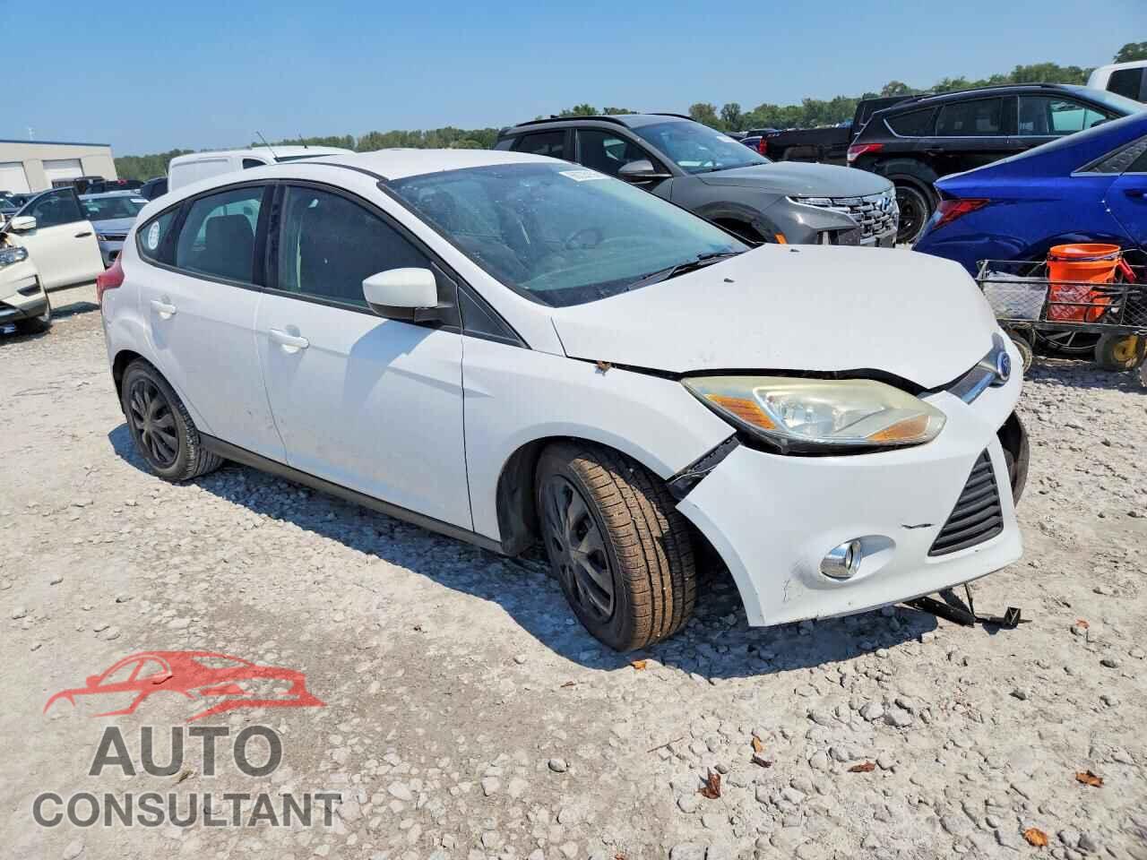 FORD FOCUS 2012 - 1FAHP3K24CL337813