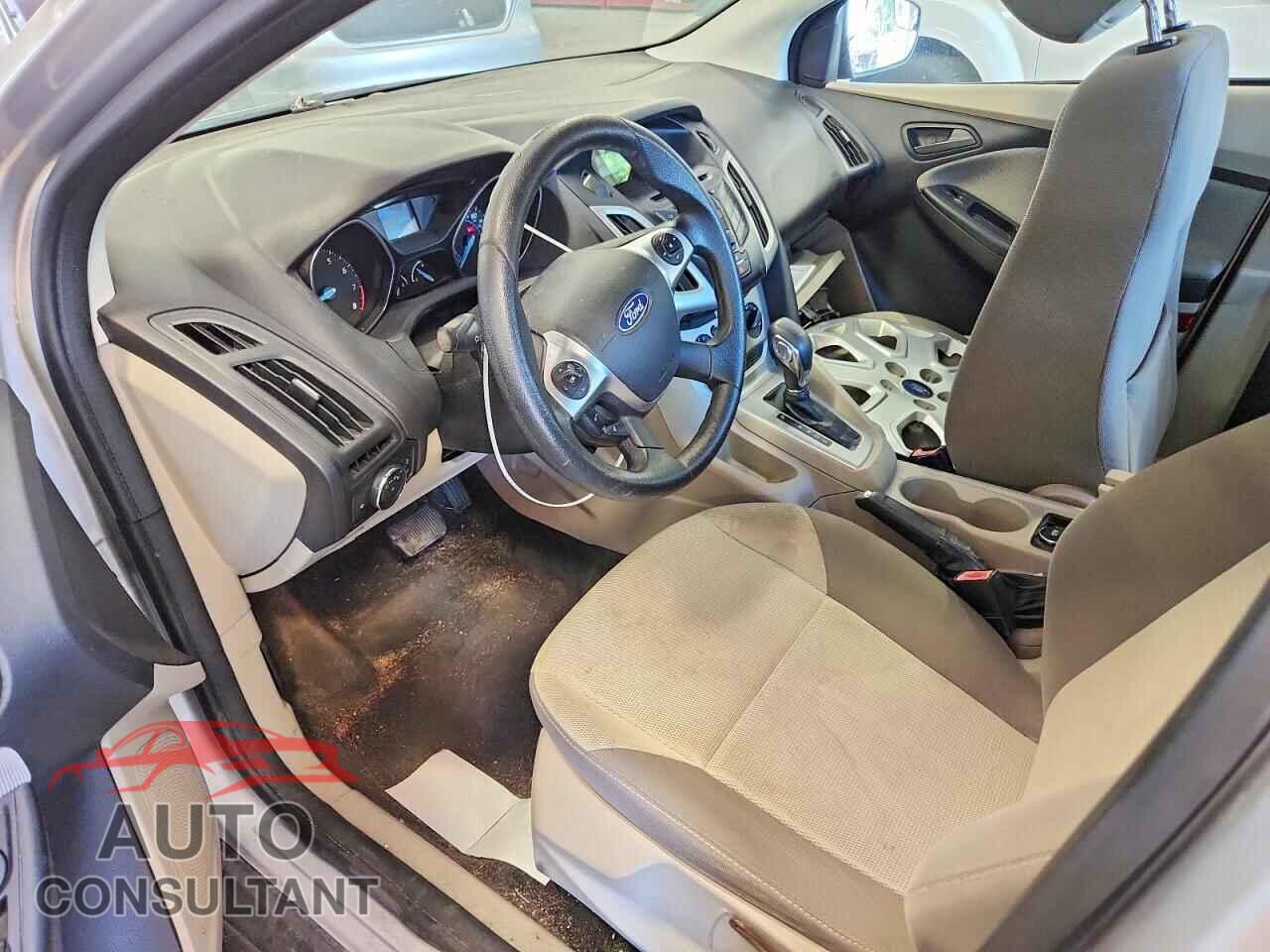 FORD FOCUS 2012 - 1FAHP3F24CL424380