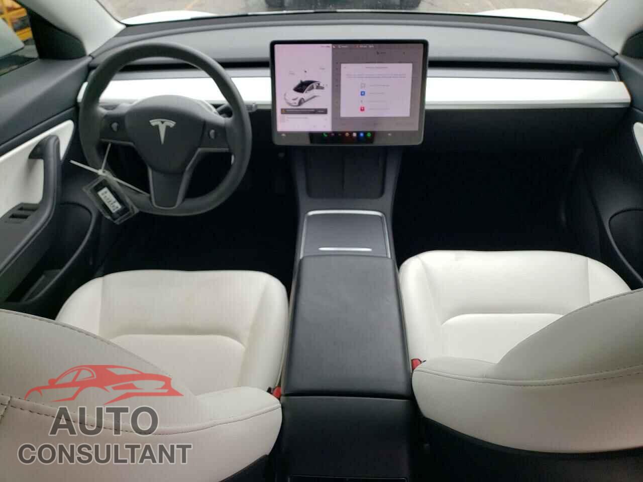 TESLA MODEL 3 2021 - 5YJ3E1EB3MF871657