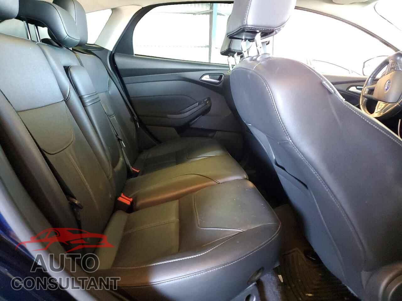 FORD FOCUS 2016 - 1FADP3K21GL247782