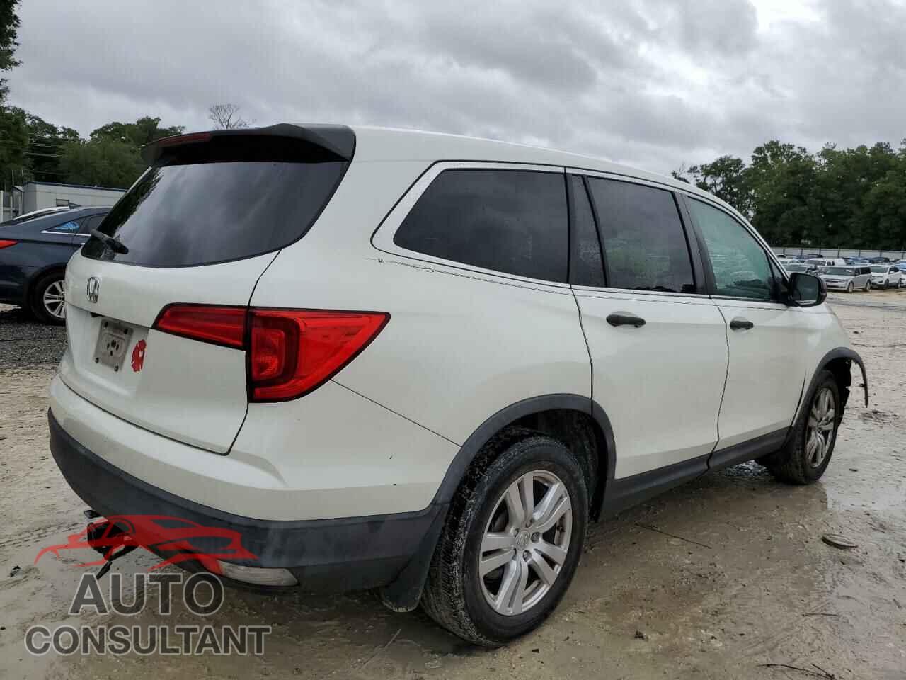 HONDA PILOT 2017 - 5FNYF5H17HB012784