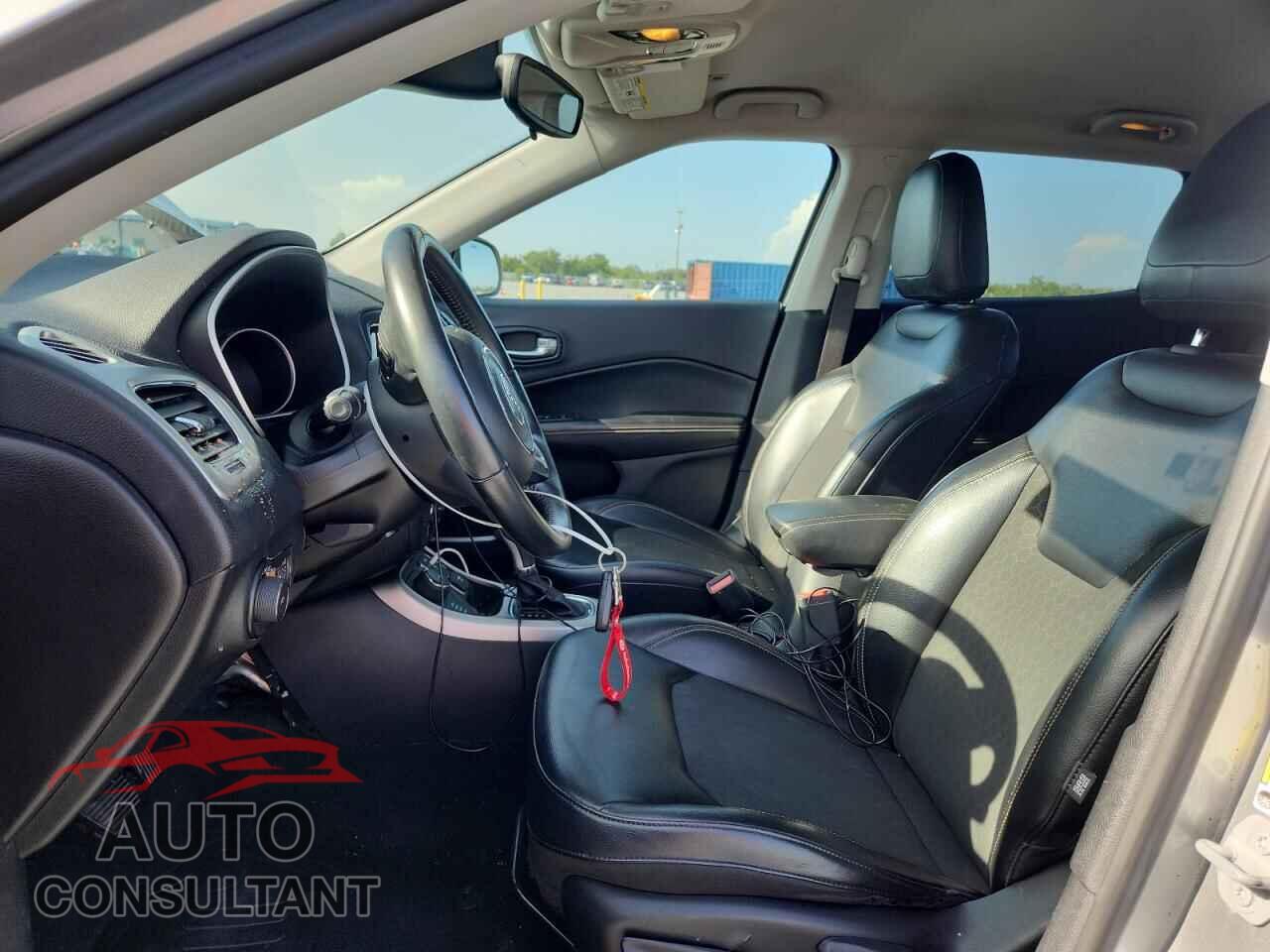JEEP COMPASS 2017 - 3C4NJDBB2HT680569