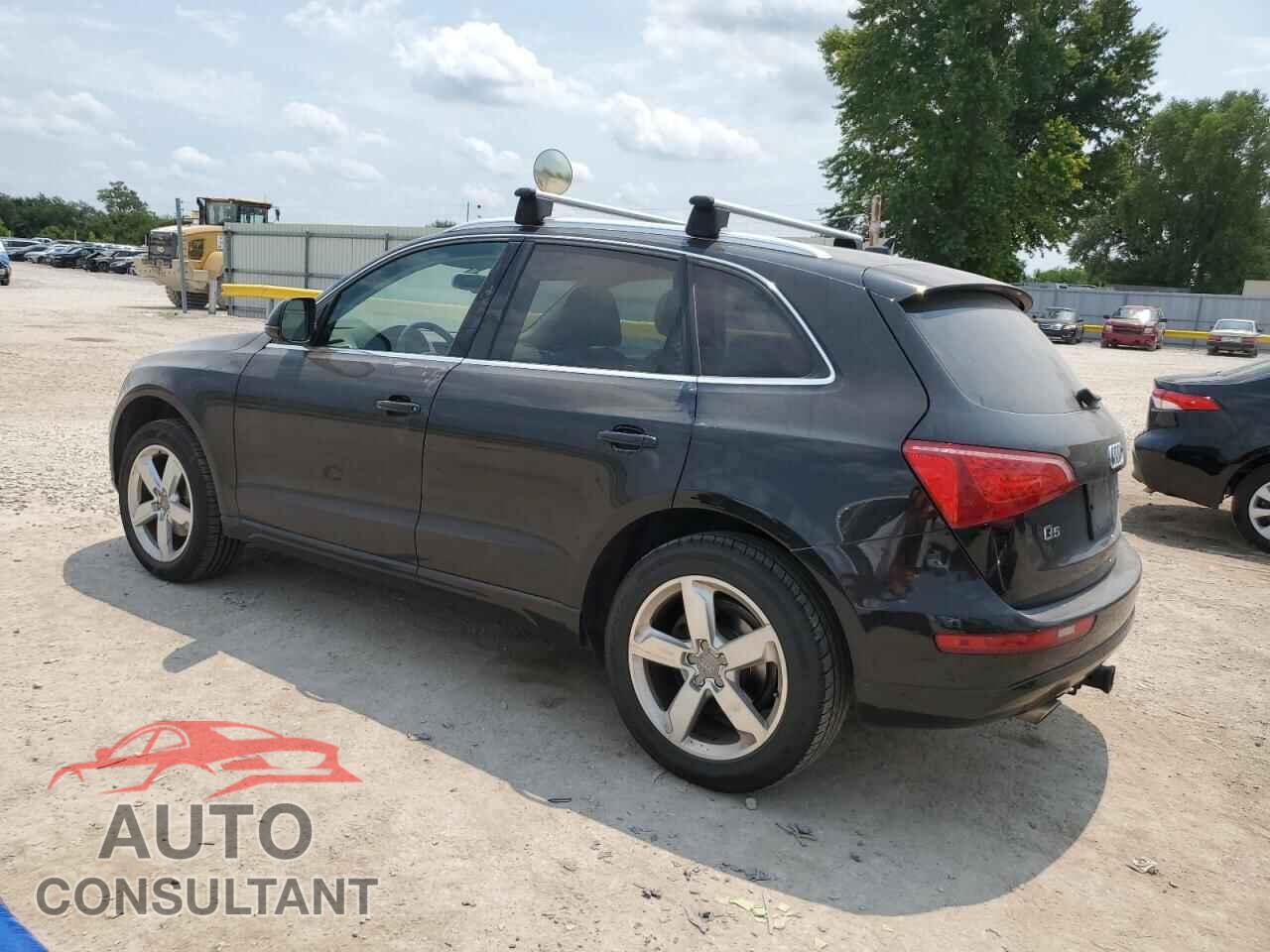 AUDI Q5 2010 - WA1LKAFP2AA045996