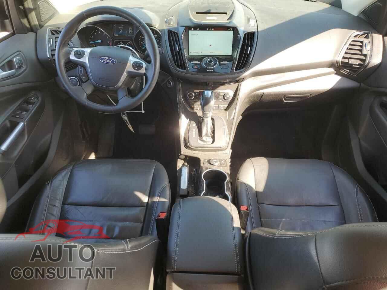 FORD ESCAPE 2016 - 1FMCU0J92GUA45471