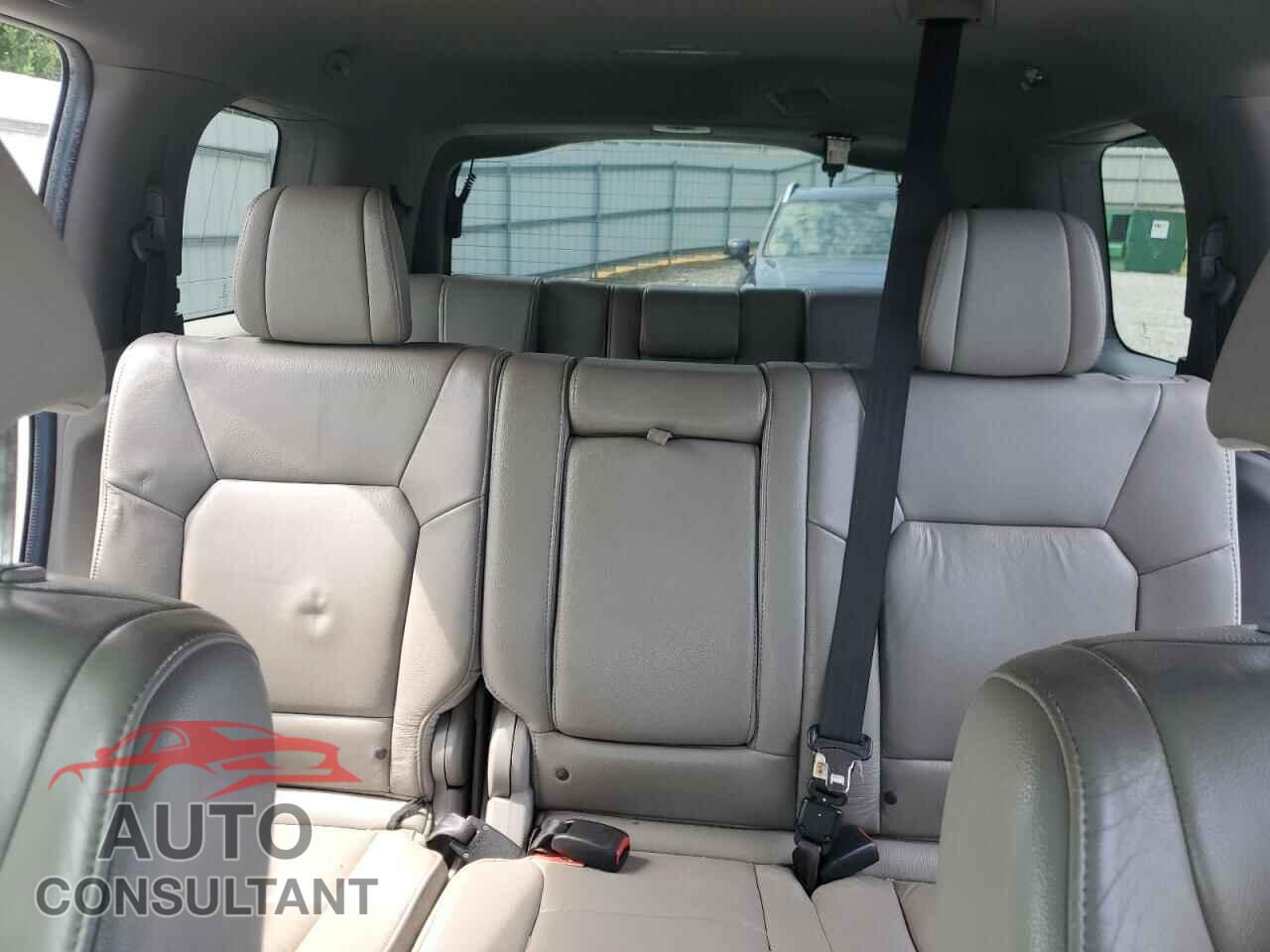 HONDA PILOT 2012 - 5FNYF4H52CB046749