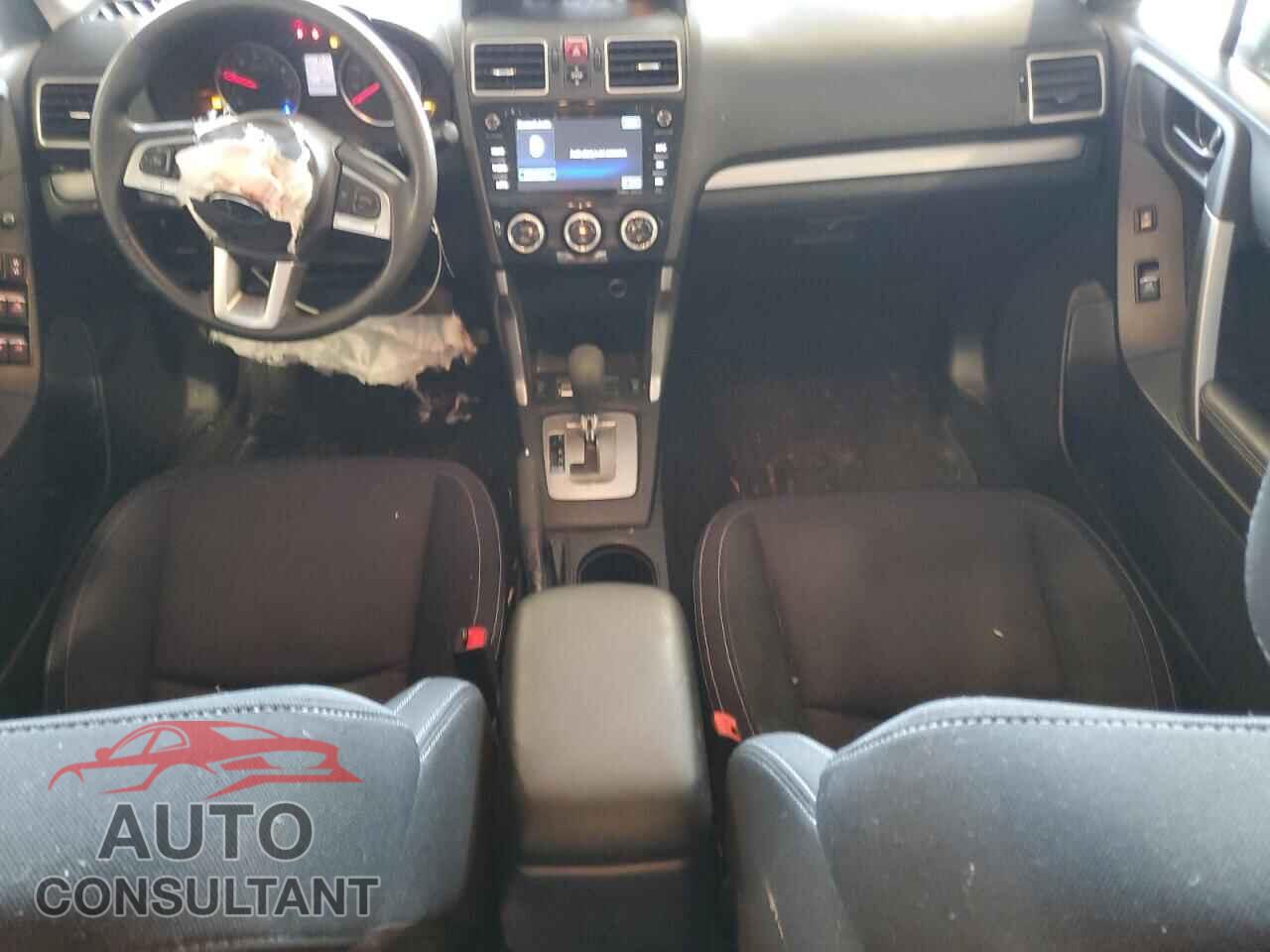 SUBARU FORESTER 2018 - JF2SJAEC4JH419911
