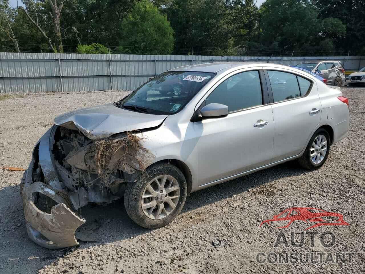 NISSAN VERSA 2018 - 3N1CN7APXJL854763