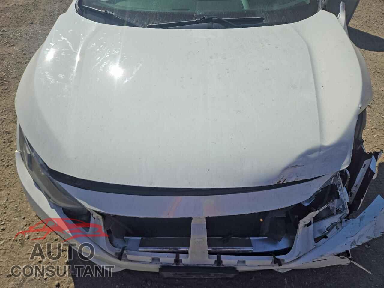 HONDA CIVIC 2018 - 2HGFC2F64JH041013