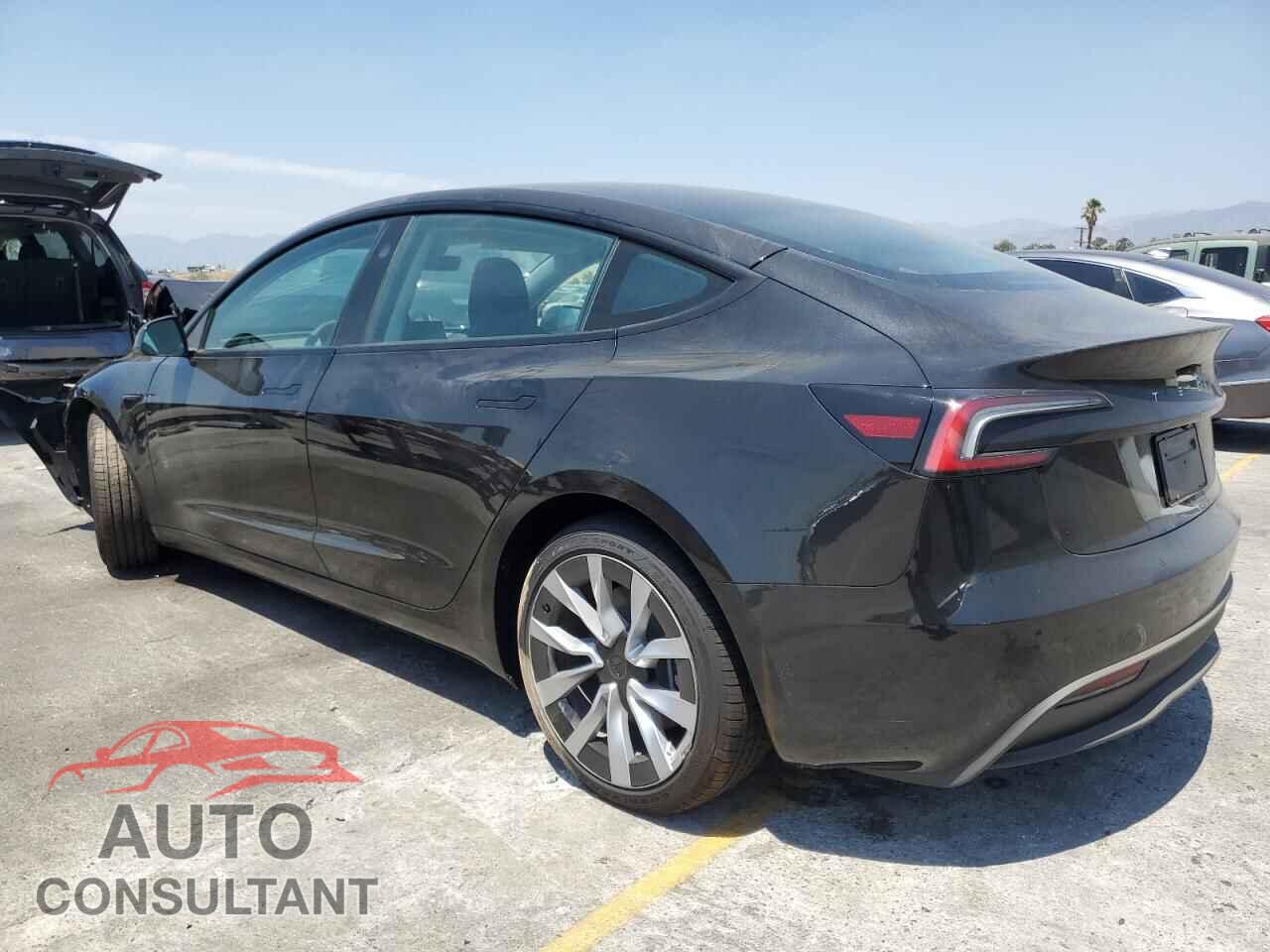 TESLA MODEL 3 2025 - 5YJ3E1EB5SF048757