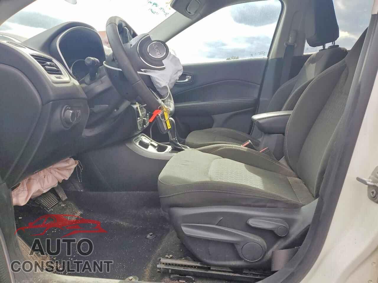 JEEP COMPASS 2021 - 3C4NJDABXMT525425