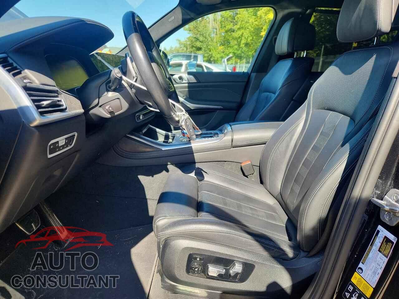 BMW X7 2022 - 5UXCW2C09N9M85341