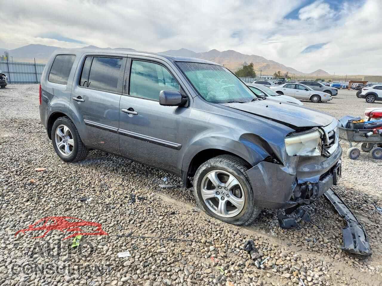 HONDA PILOT 2012 - 5FNYF4H50CB065736