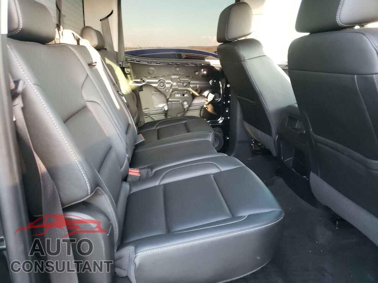CHEVROLET SILVERADO 2018 - 3GCPCSEC7JG140256