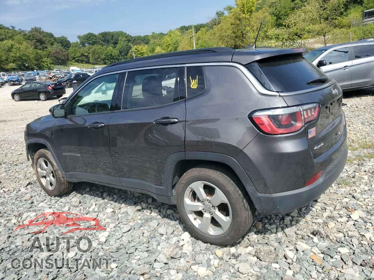 JEEP COMPASS 2019 - 3C4NJDBB8KT665212