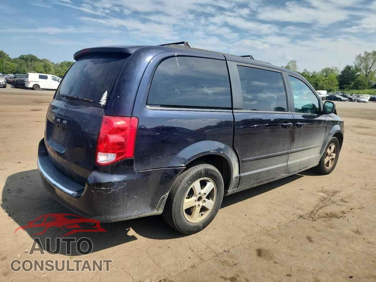 DODGE CARAVAN 2011 - 2D4RN3DG5BR663254