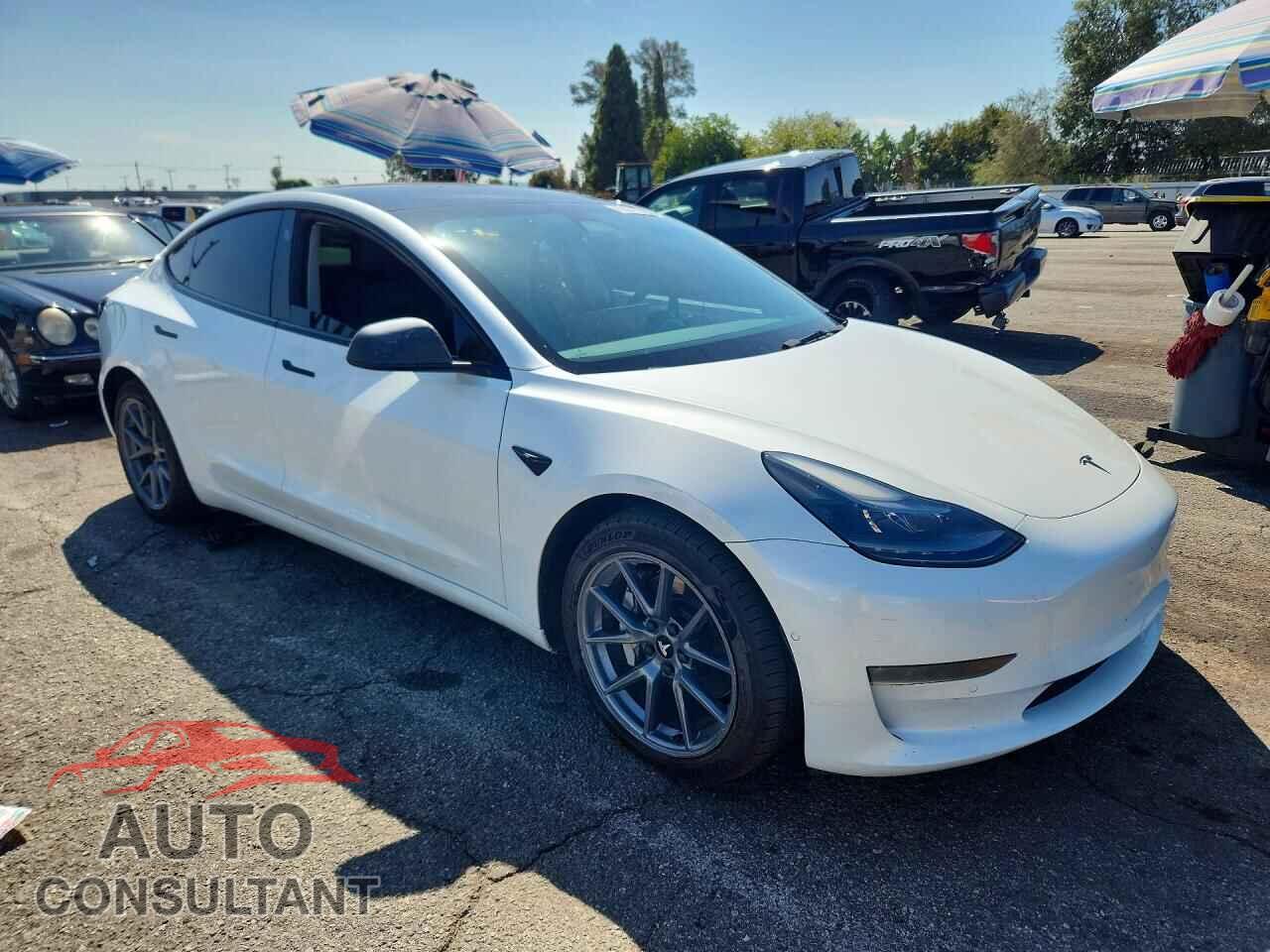 TESLA MODEL 3 2022 - 5YJ3E1EB5NF206423