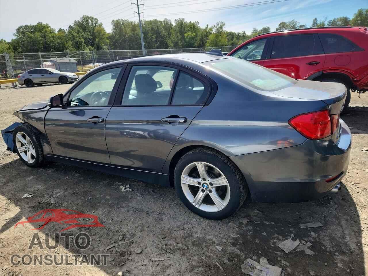 BMW 3 SERIES 2013 - WBA3B3G5XDNR80109
