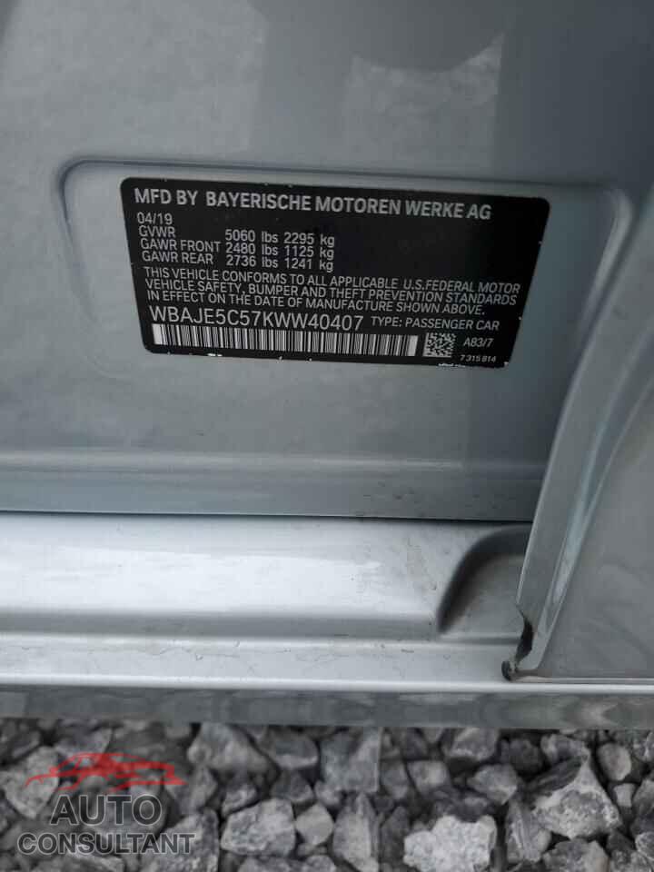 BMW 5 SERIES 2019 - WBAJE5C57KWW40407