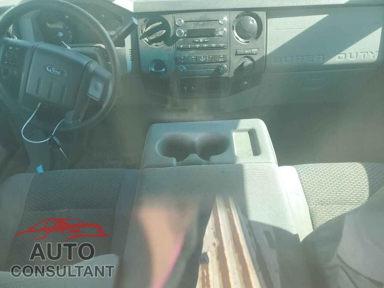 FORD F250 2015 - 1FTBF2B64FEA56300