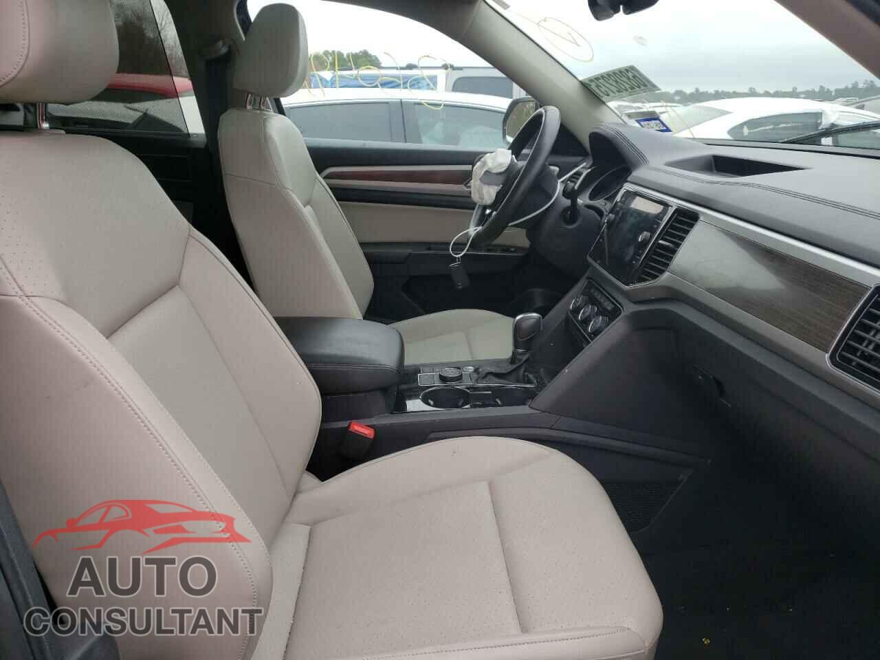 VOLKSWAGEN ATLAS 2018 - 1V2MR2CA2JC525941