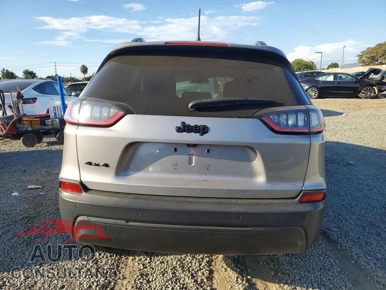 JEEP CHEROKEE 2019 - 1C4PJMLB4KD402177