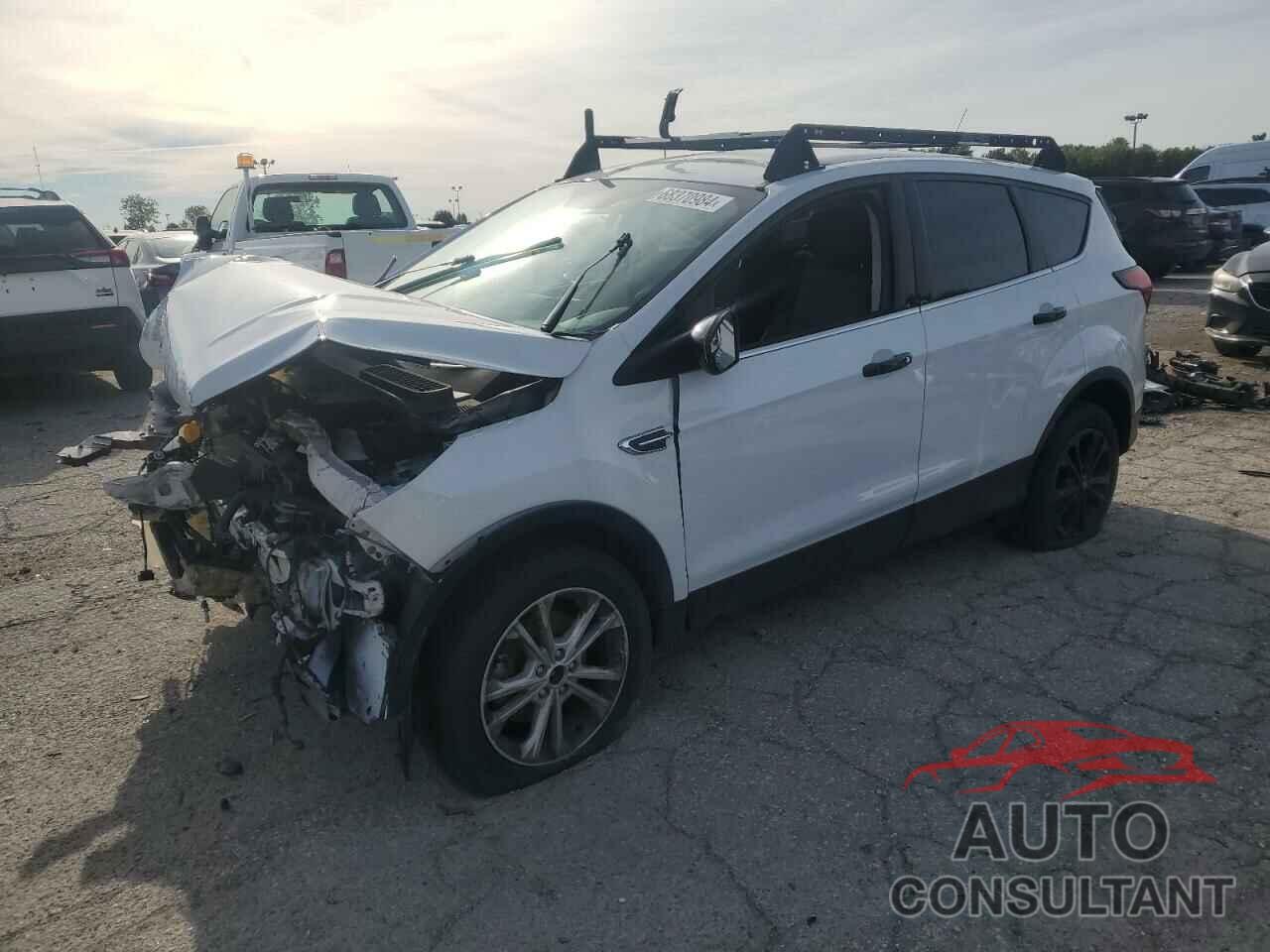 FORD ESCAPE 2019 - 1FMCU0GD5KUC36807