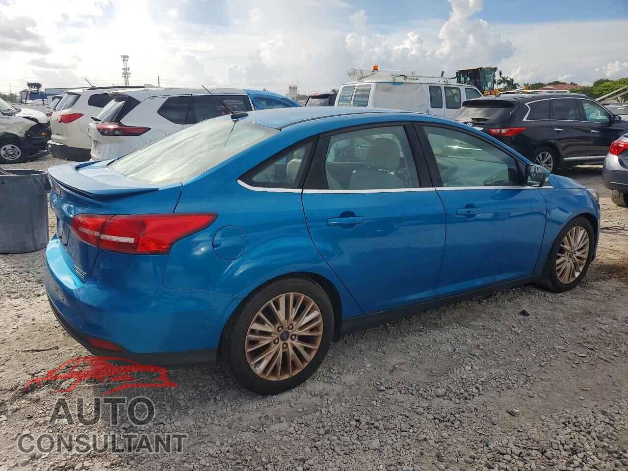 FORD FOCUS 2015 - 1FADP3J26FL304509