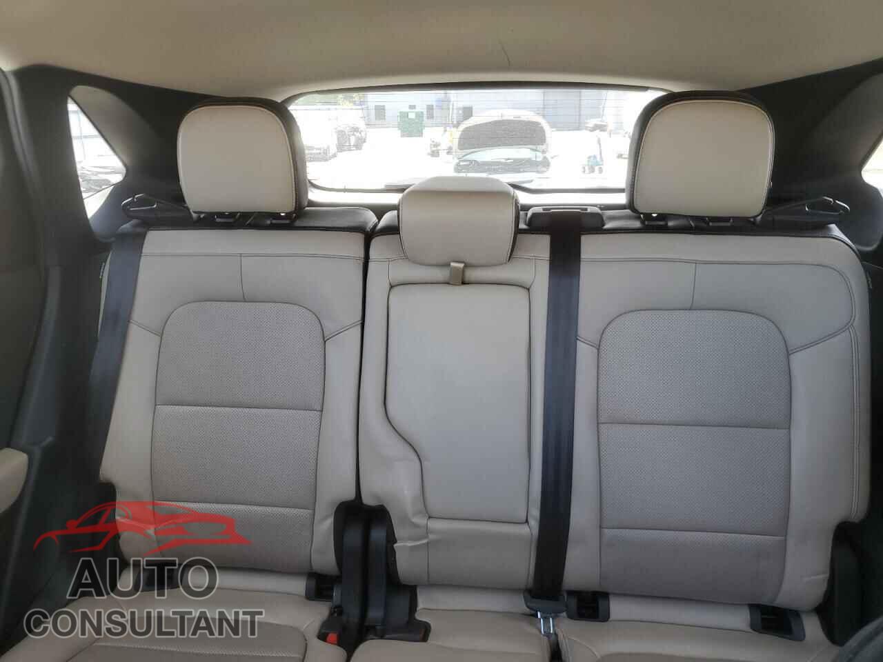 FORD ESCAPE 2020 - 1FMCU9J99LUA59415