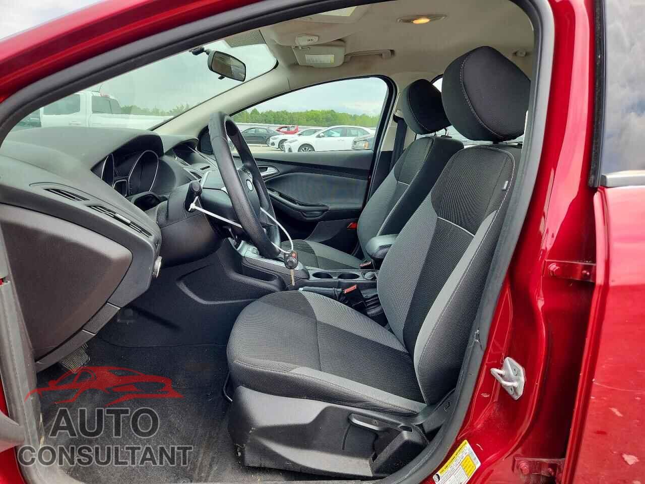 FORD FOCUS 2014 - 1FADP3K22EL153309