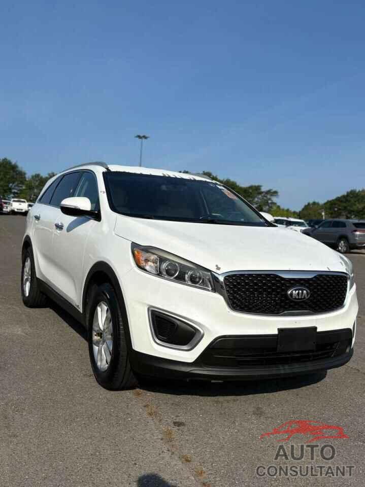 KIA SORENTO 2016 - 5XYPGDA32GG064345
