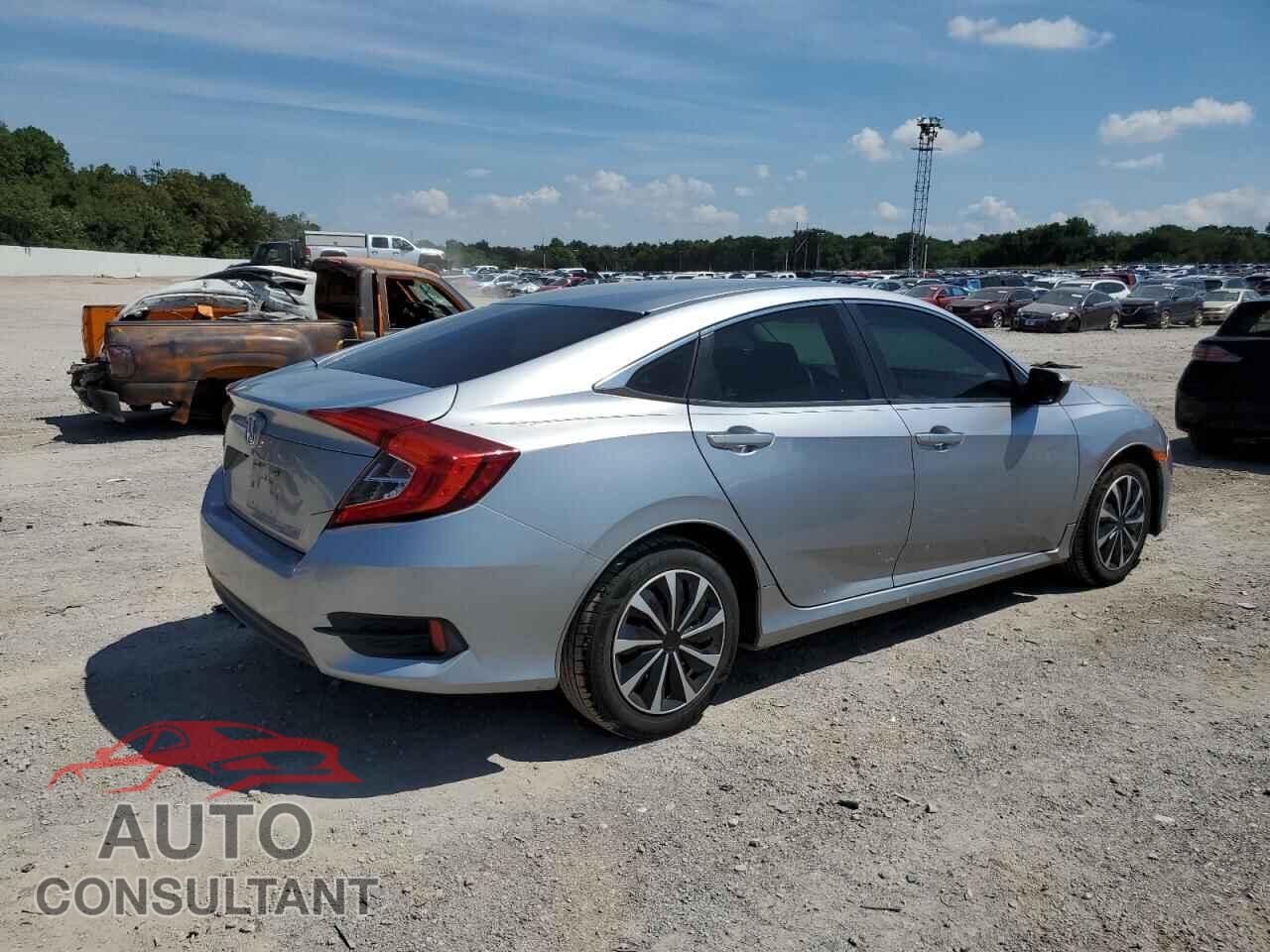 HONDA CIVIC 2017 - 19XFC2F59HE050575