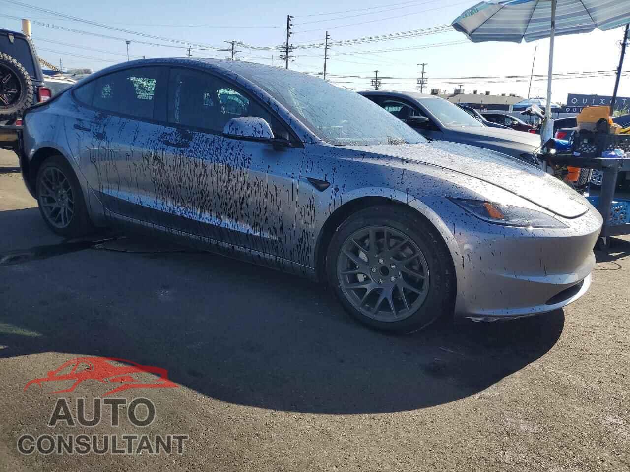 TESLA MODEL 3 2026 - 5YJ3E1EA2TF141826
