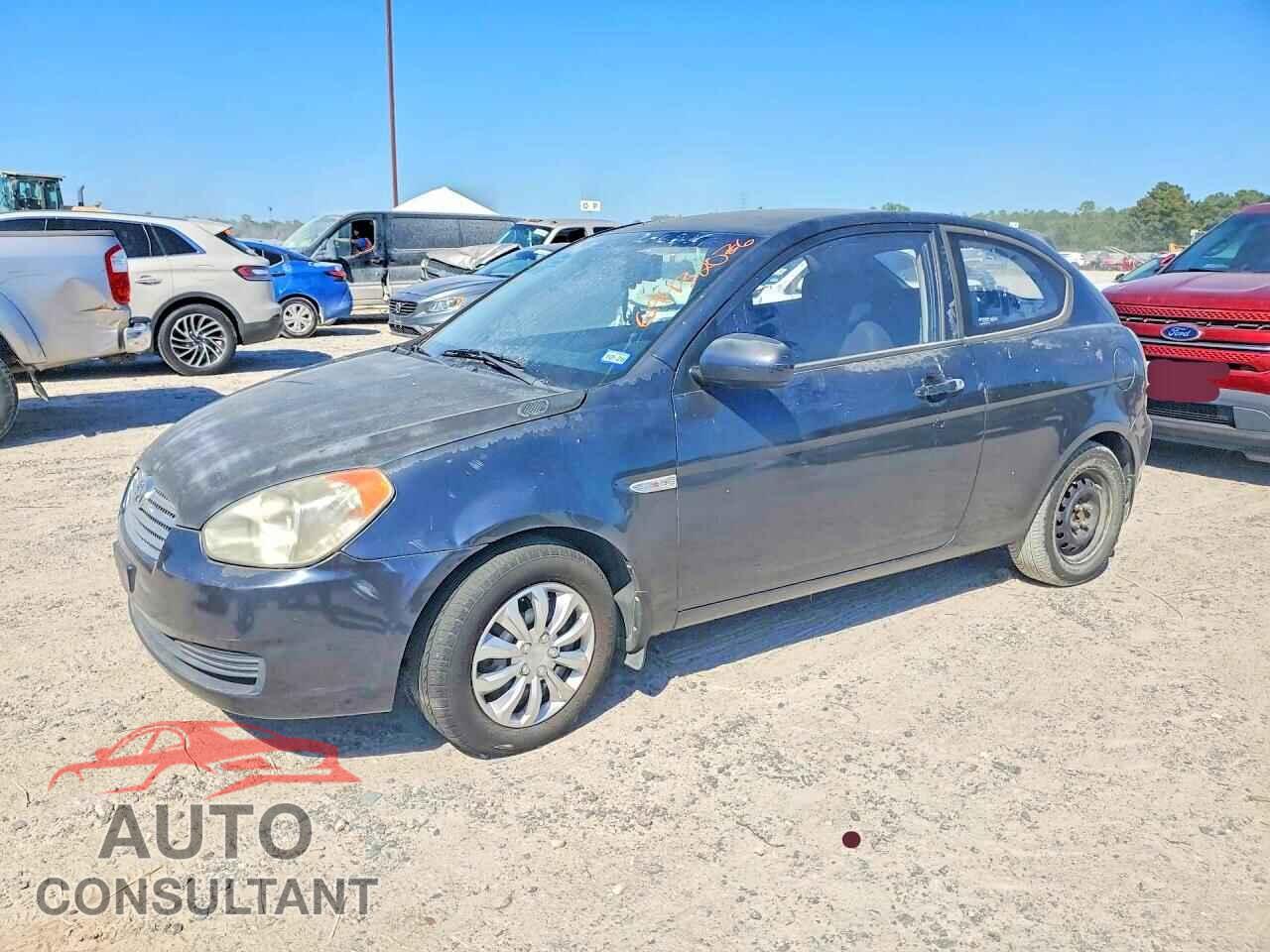 HYUNDAI ACCENT 2011 - KMHCM3AC5BU201475