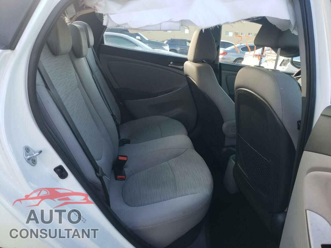 HYUNDAI ACCENT 2017 - KMHCT4AE2HU175100